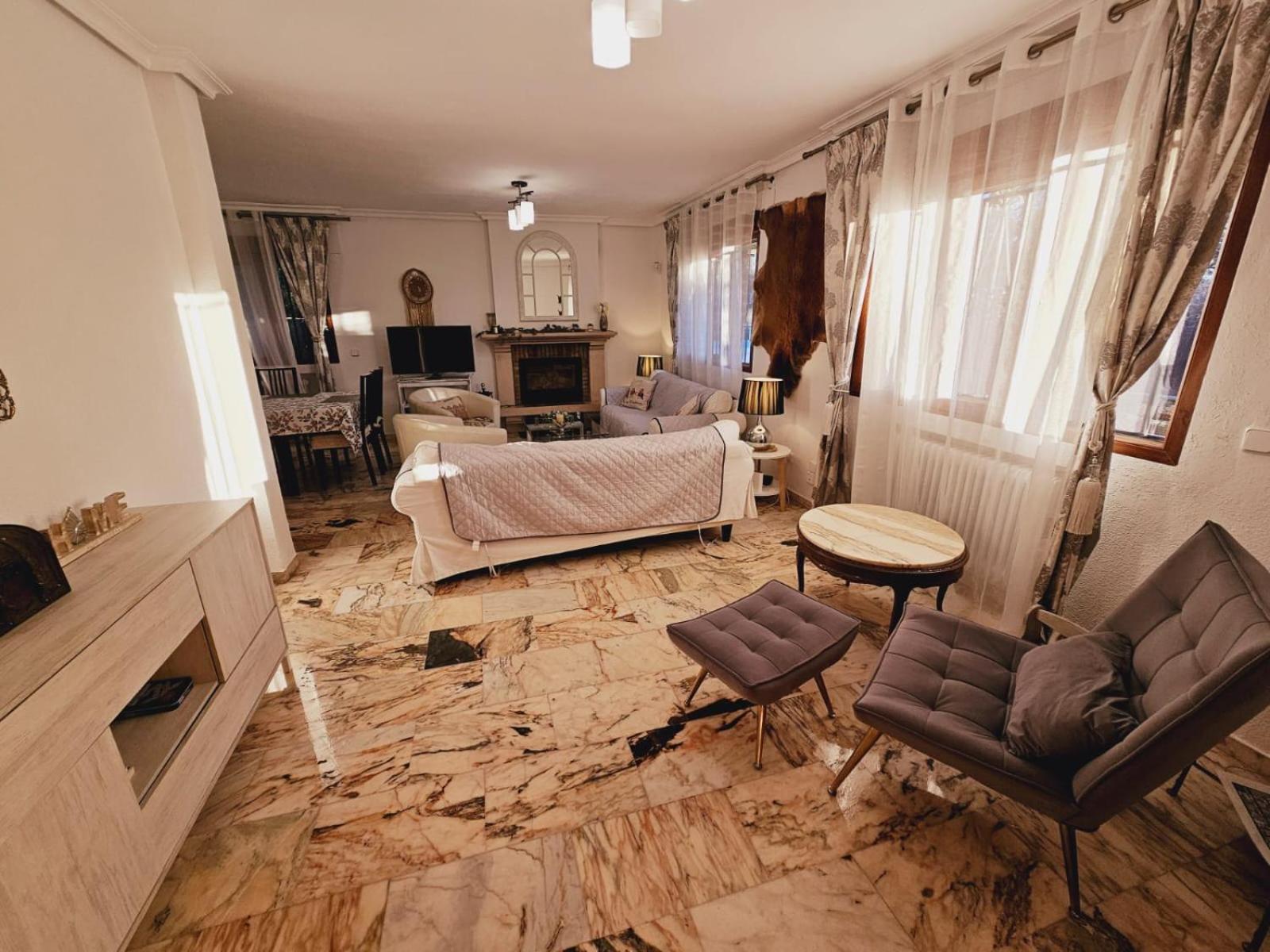 Villa Monika アルペドレテ エクステリア 写真